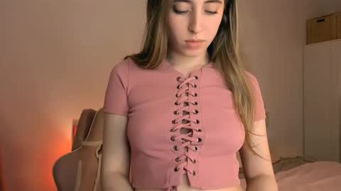 Snapshot of _loveliness_ chatting on 3, 12, 2025 Amanda mandy online show from 3, 12, 2025