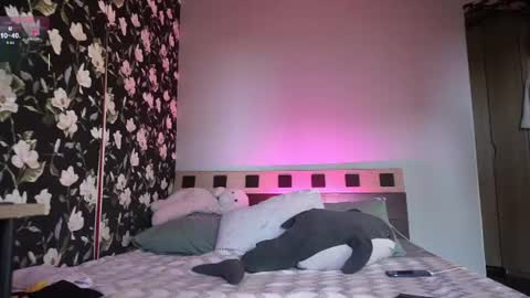 Snapshot of _lovely_mikh chatting on 22, 6, 2026 Lovely online show from 22, 6, 2026