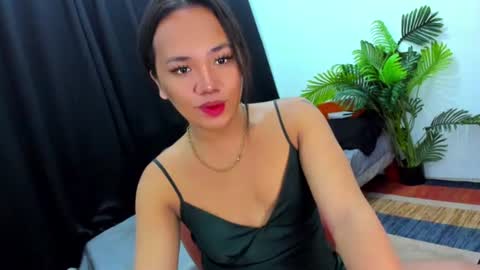 _lovelyyan69_ online show from 28, 10, 2025