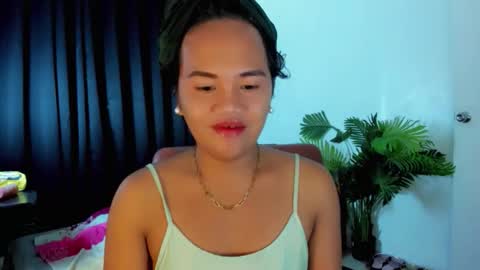 _lovelyyan69_ online show from 16, 12, 2025