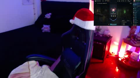 Queen.  Help me reach 100 thumbs up  online show from 30, 12, 2024