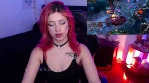 Queen.  Help me reach 100 thumbs up  online show from 17, 1, 2025