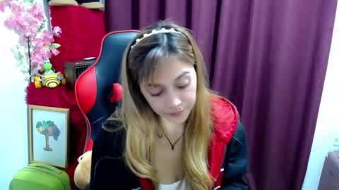 Snapshot of _luna10 chatting on 15, 11, 2025 _luna10 online show from 15, 11, 2025