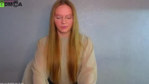 Snapshot of _lysafeta_ chatting on 1, 2, 2025 Welcome guys Pleasure to see you all here My name is Lysafeta and MichaelaTip menu is active Private is open online show from 1, 2, 2025
