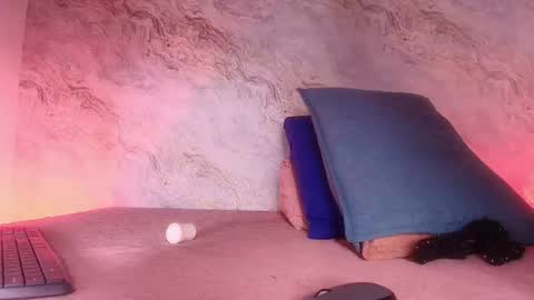 Snapshot of _maddy_miller chatting on 7, 11, 2025 Maddy online show from 7, 11, 2025