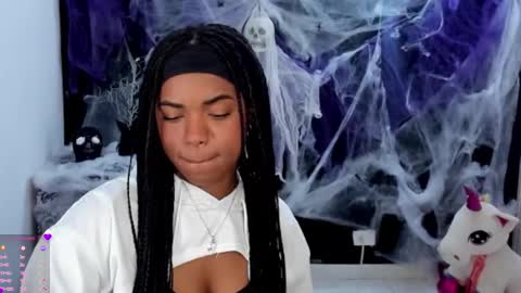 MARCELA online show from 17, 10, 2025