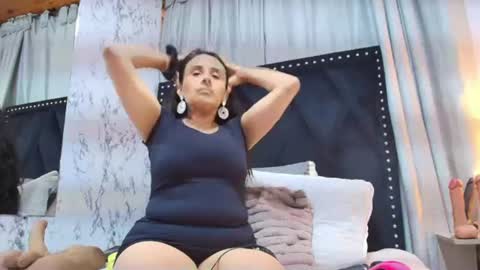 Snapshot of _marcela__ chatting on 1, 7, 2026 _marcela__ online show from 1, 7, 2026