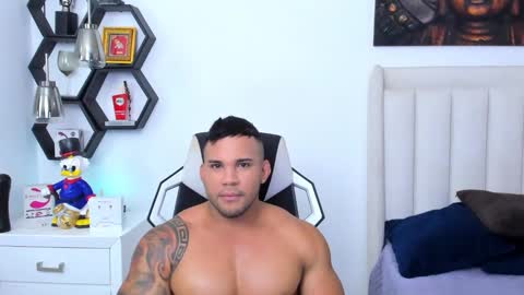 _matthew_santos_ online show from 19, 2, 2025