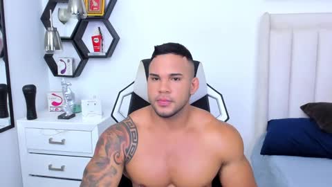 _matthew_santos_ online show from 23, 2, 2025