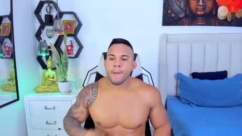 _matthew_santos_ online show from 14, 10, 2025