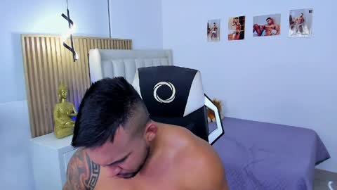 _matthew_santos_ online show from 19, 4, 2026
