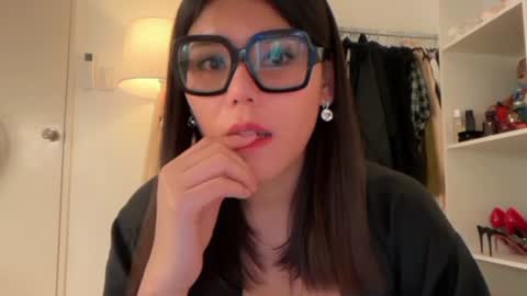 Megan online show from 11, 6, 2026