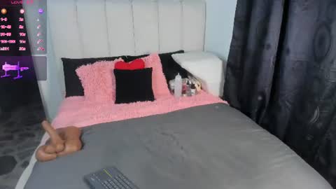Snapshot of _merida_blue chatting on 16, 7, 2026 Merida independet model online show from 16, 7, 2026