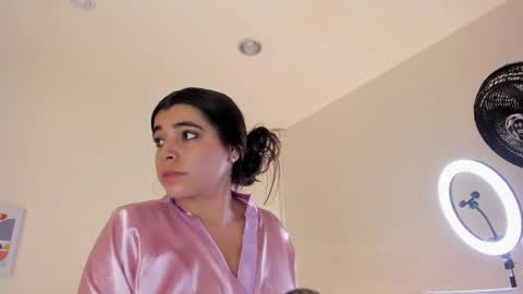  MIa blue 18  online show from 2, 3, 2026