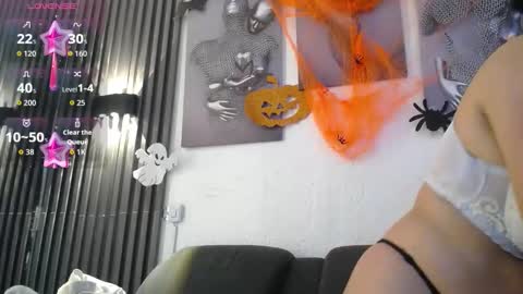  Mia  online show from 25, 10, 2025