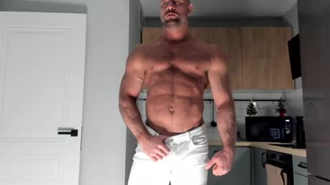 _miles19 online show from 9, 4, 2026