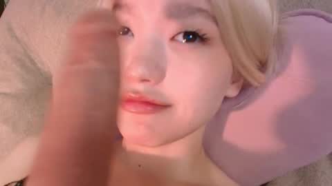 Snapshot of _milli_sun chatting on 22, 10, 2025 Kim online show from 22, 10, 2025