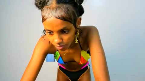 Mimi online show from 10, 3, 2026