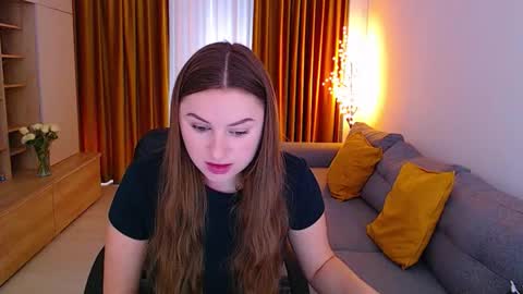 Mia online show from 10, 3, 2026