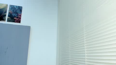 Snapshot of _molly_rosse_ chatting on 11, 10, 2025 _molly_rosse_ online show from 11, 10, 2025