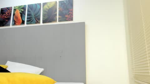 Snapshot of _molly_rosse_ chatting on 13, 10, 2025 _molly_rosse_ online show from 13, 10, 2025