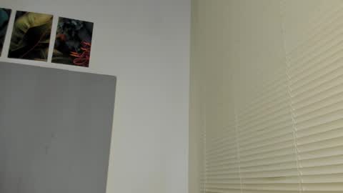 Snapshot of _molly_rosse_ chatting on 17, 10, 2025 _molly_rosse_ online show from 17, 10, 2025