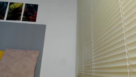 Snapshot of _molly_rosse_ chatting on 26, 11, 2025 _molly_rosse_ online show from 26, 11, 2025