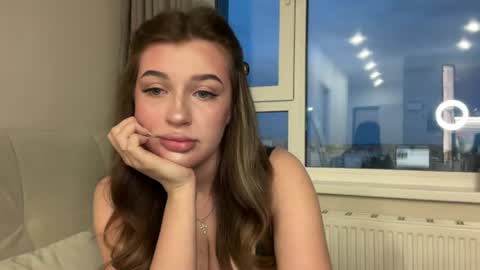 Becca Tony online show from 15, 6, 2026
