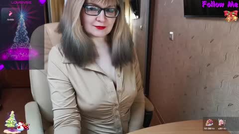 MagicWoman online show from 15, 1, 2025