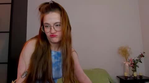 Mia with a big heart  online show from 24, 2, 2025