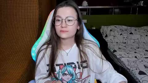 Mia with a big heart  online show from 6, 3, 2025