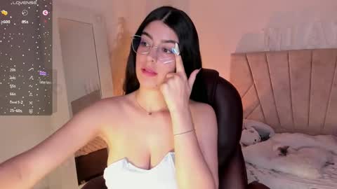 Snapshot of _niah_ chatting on 18, 1, 2025 Niah You can call me Ni or cutie haha online show from 18, 1, 2025