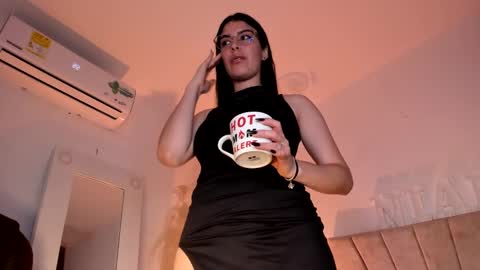 Snapshot of _niah_ chatting on 19, 2, 2025 Niah You can call me Ni or cutie haha online show from 19, 2, 2025