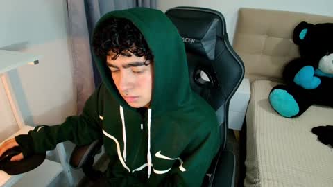 Snapshot of _nickconnor1 chatting on 11, 12, 2024 Nicolas online show from 11, 12, 2024