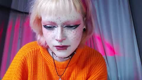 Nicole online show from 2, 12, 2025