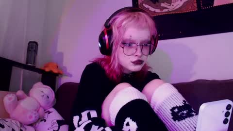 Nicole online show from 2, 7, 2026