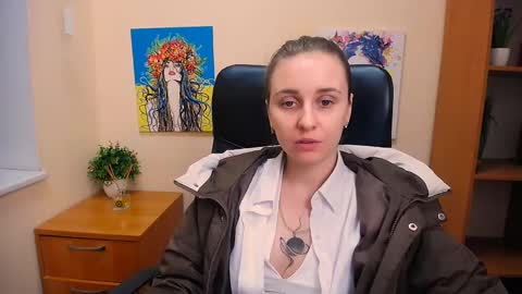 Nica online show from 4, 3, 2025
