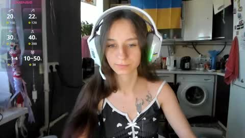 Snapshot of _nika_kik chatting on 7, 6, 2026 Nika online show from 7, 6, 2026