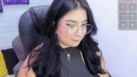   online show from 14, 10, 2025