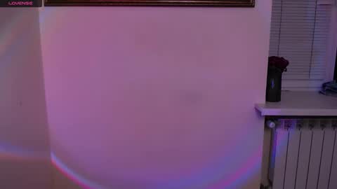 Olivia online show from 3, 12, 2025