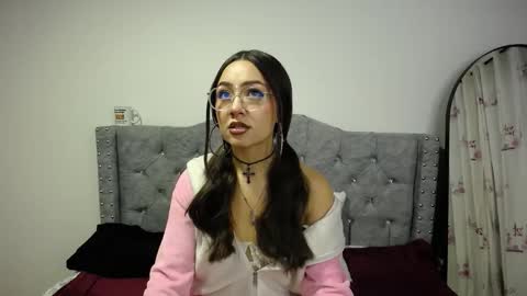 Paris online show from 22, 12, 2025