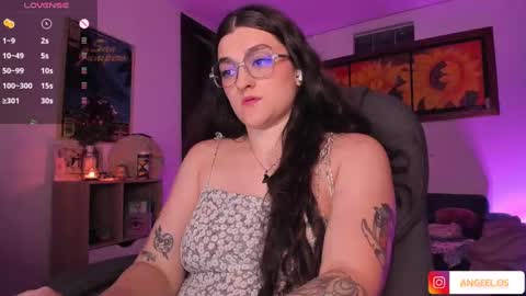 Snapshot of _peach__ chatting on 19, 1, 2025 violeta ig online show from 19, 1, 2025