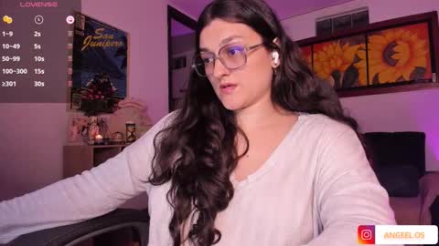 Snapshot of _peach__ chatting on 28, 1, 2025 violeta ig online show from 28, 1, 2025