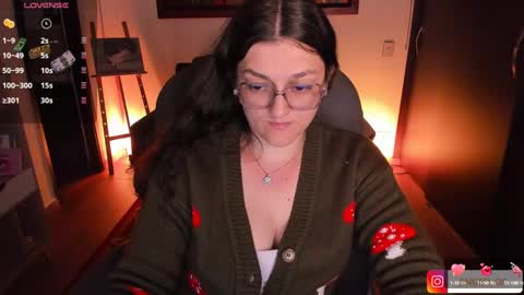 Snapshot of _peach__ chatting on 4, 2, 2025 violeta ig online show from 4, 2, 2025