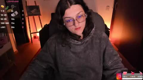 Snapshot of _peach__ chatting on 11, 2, 2025 violeta ig online show from 11, 2, 2025