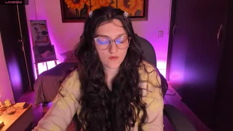 Snapshot of _peach__ chatting on 23, 11, 2025 violeta ig online show from 23, 11, 2025