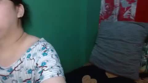 Snapshot of _pinayglamourbum_143xxx_ chatting on 1, 6, 2026 Pinaylovelybum online show from 1, 6, 2026