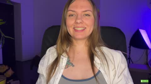  HADLY today day-off see u online 0112  online show from 4, 12, 2024