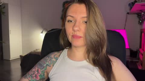  HADLY today day-off see u online 0112  online show from 20, 12, 2024