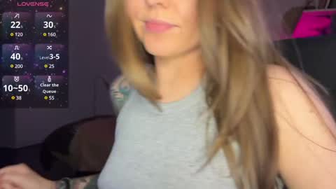  HADLY today day-off see u online 0112  online show from 6, 1, 2025